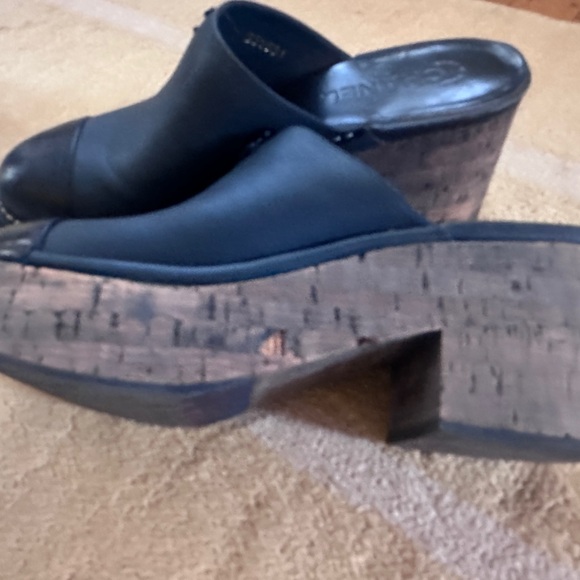 Chanel Cap Toe Cork Clog - Picture 7 of 8